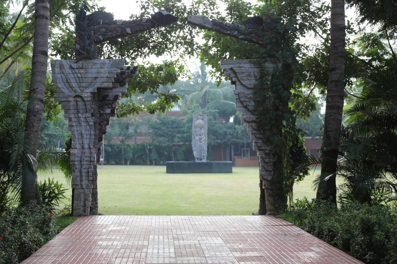 Celebrity Resort Chennai Tambaram Exterior foto